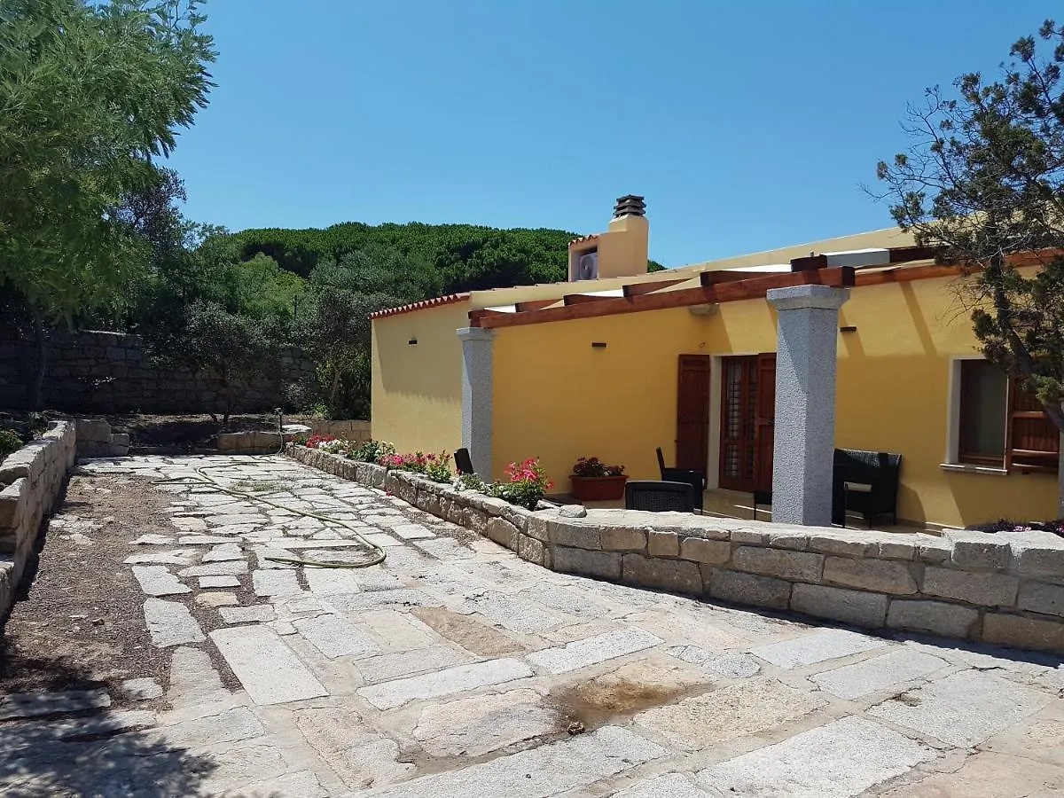 Villa Cottage Vacanze La Maddalena La Maddalena  Italy